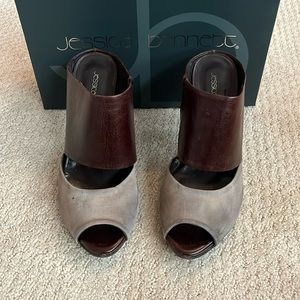 Jessica Bennett Nakita high heeled mule